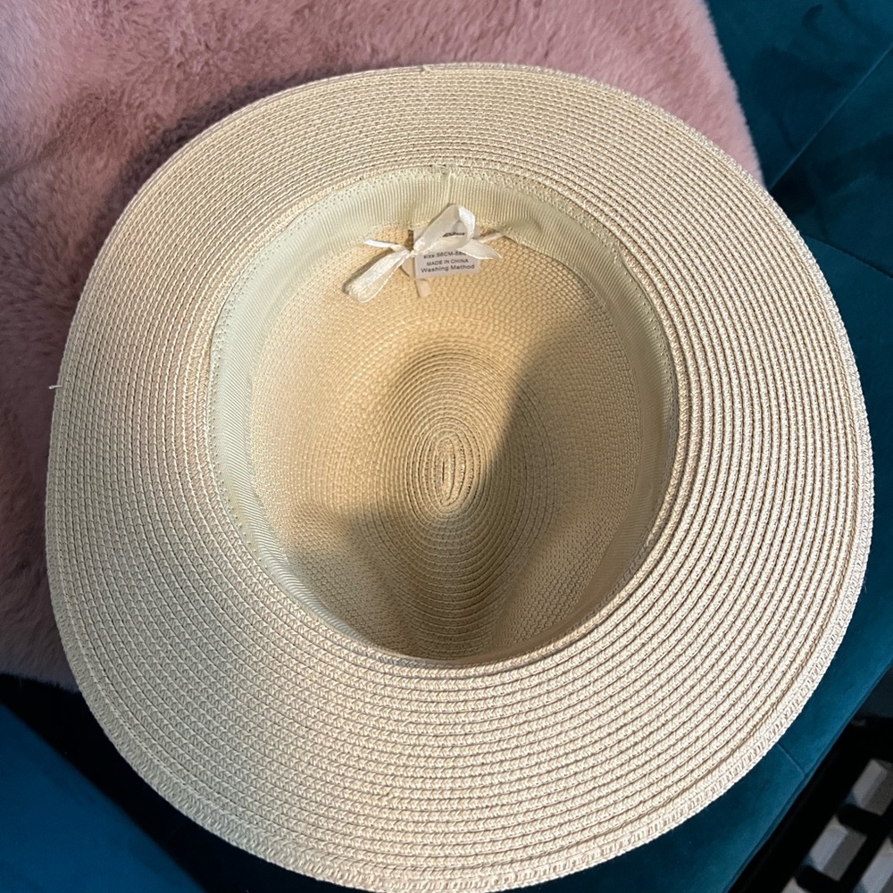 Panama Hat - Picture 2 of 4